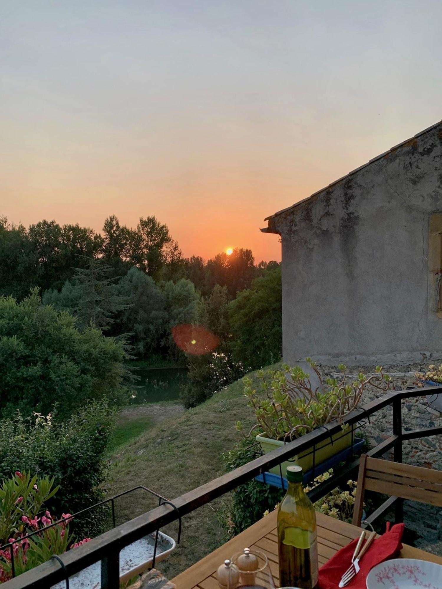 Beautiful Village House Next To Garonne River! Couladere Esterno foto